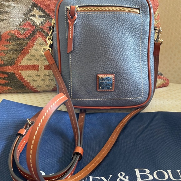 Dooney & Bourke Bags Dooney Bourke Pebble Grain Leather Camera Bag